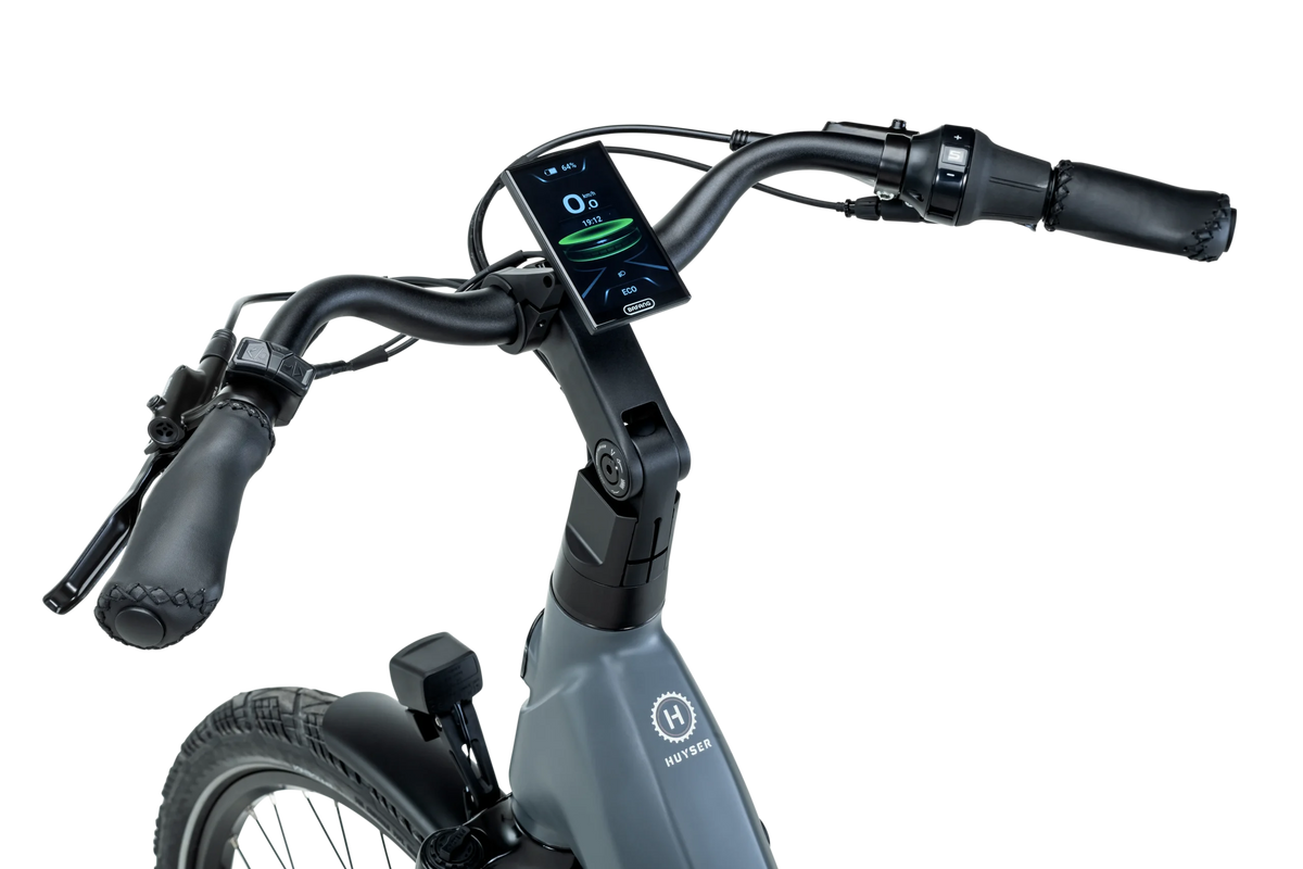 Huyser Domaso cockpit met geintegreerd display